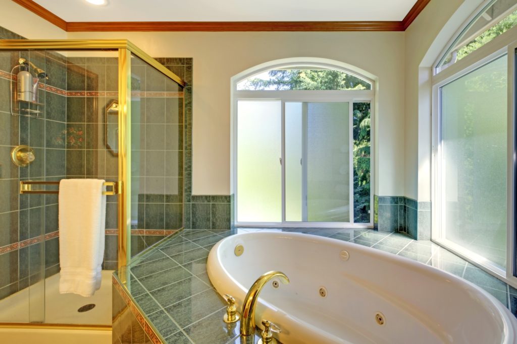 Bathroom with Green Tiles and Jacuzzi