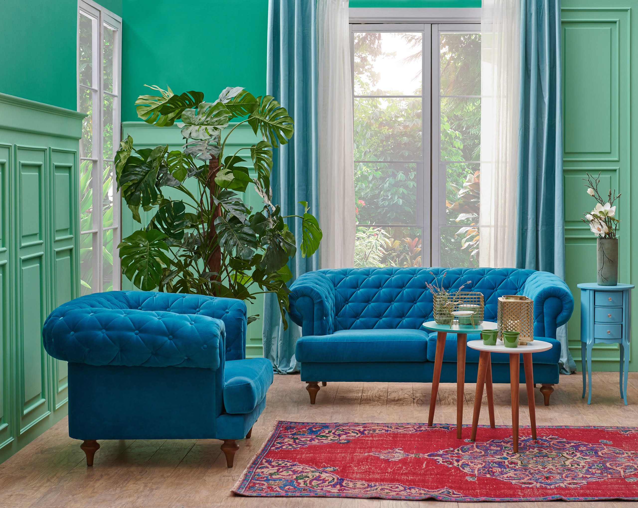 Use Of Teal In Living Room