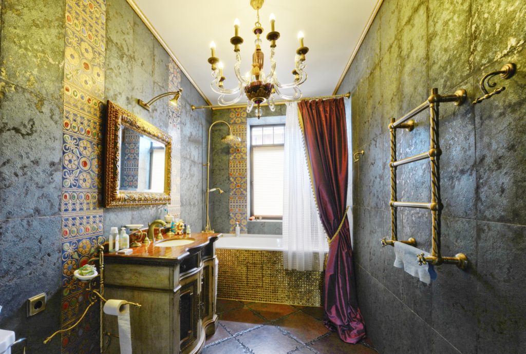 Luxury House Bathroom